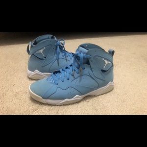 Pantone 7s